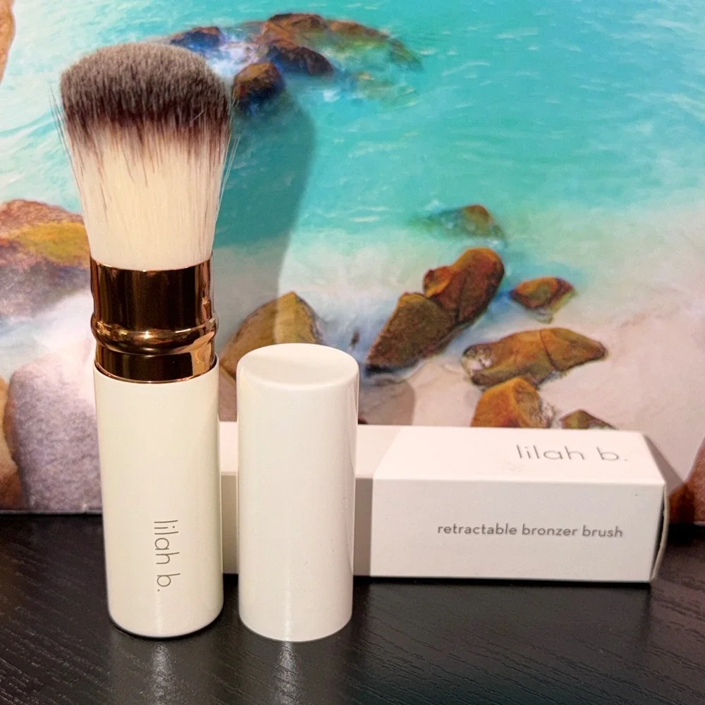 Lilah B Retractable Bronzer Brush Ivory Rose Gold Travel Makeup Tool NIB